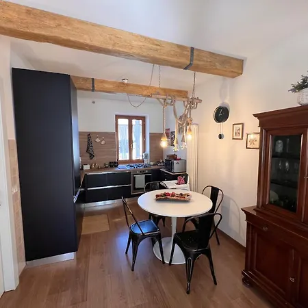 La Casa Colonica Del Vescovo Moro *